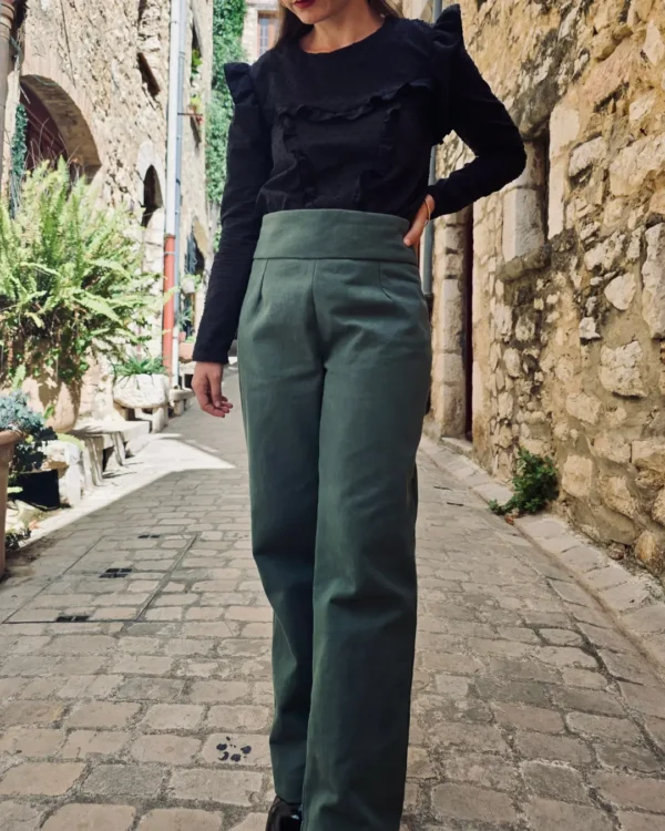Detail de ceinture du pantalon René, pantalon facile à coudre pour debutant en couture