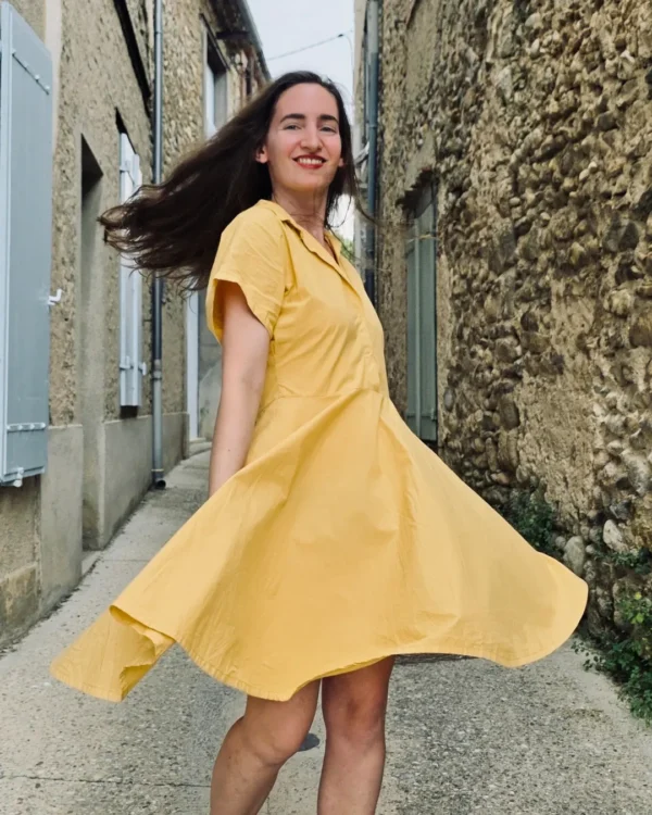 patron de couture robe chemise manches courtes pour l'été