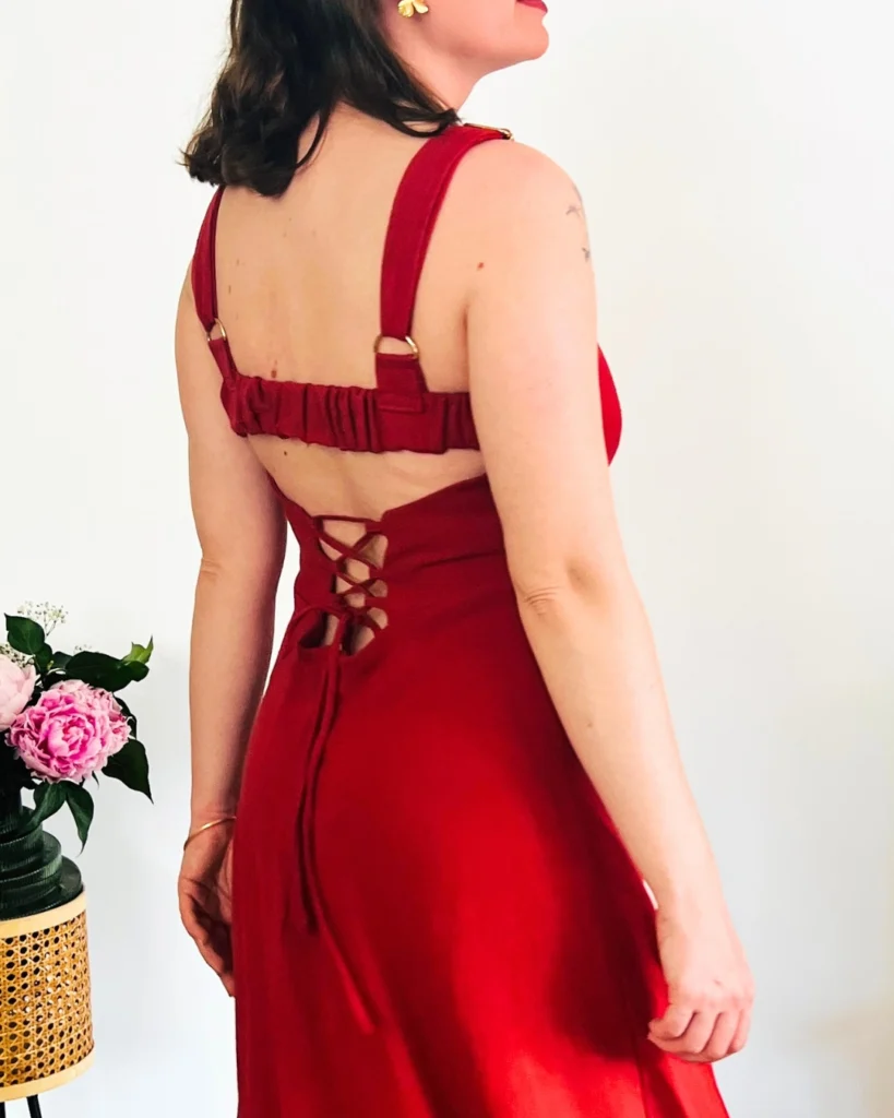 patron de couture de robe adaptée pour la grossesse, chic et élégante